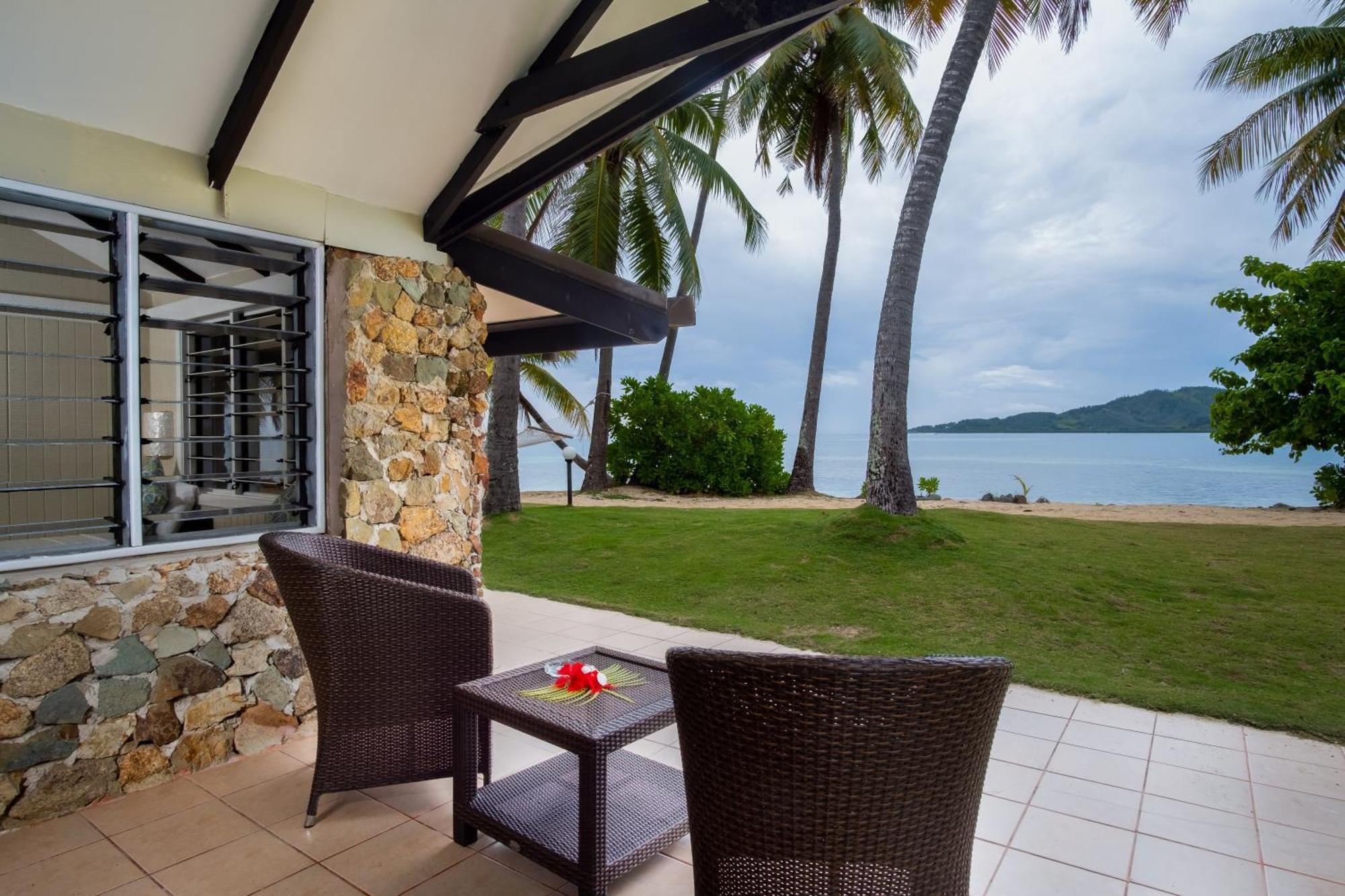 Plantation Island Resort Malololailai Exteriör bild